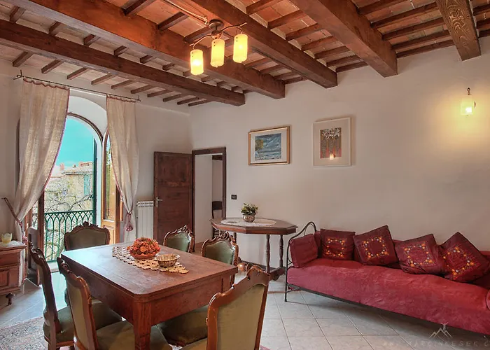 Casa Di Castello